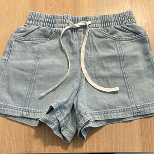 Women denim shorts size small